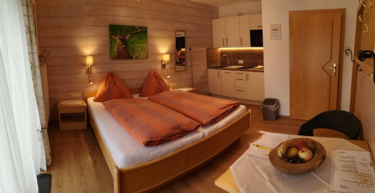 Апартаменты Haus Sonnenschein Зальбах-Хинтерглемм Экстерьер фото